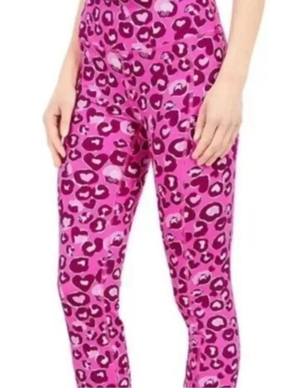 Lilly Pulitzer Weekender Hi Rise Crop Legging Don't Be A Cheetah Pink Medium